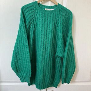 Coogi Women's Green Sweater
